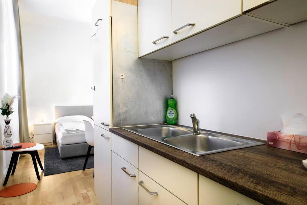 Le David City Apartment Wina Bagian luar foto